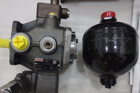 如何選用液壓系統(tǒng)中的蓄能器？